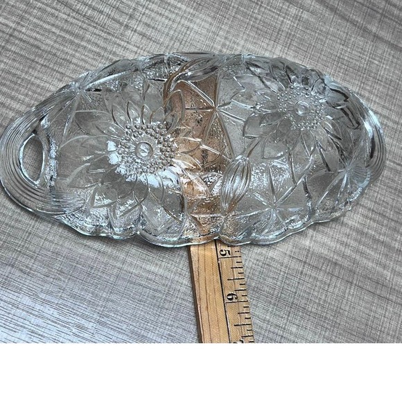 Vtg Retro Sunflower Floral Clear Glass Candy Dish Relish Condiment Jewelry Keys - Picture 8 of 8